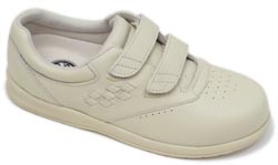 Dr Zen Dawn beige diabetic shoe